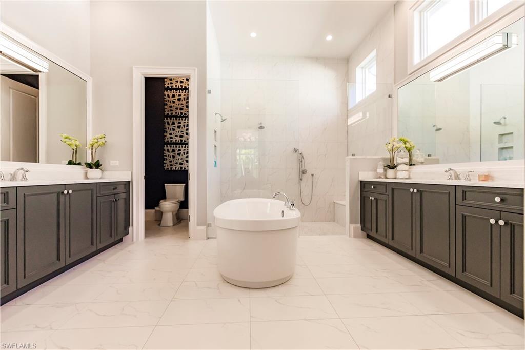 WINDWARD ISLE - Residential