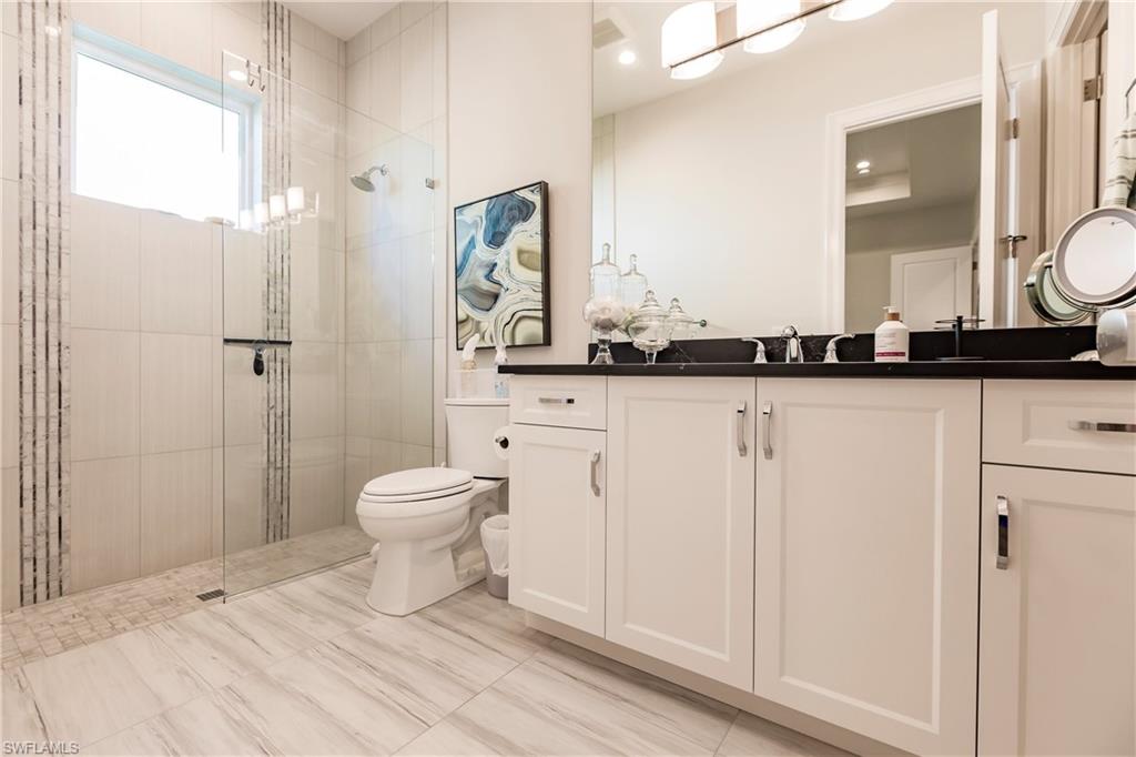 WINDWARD ISLE - Residential