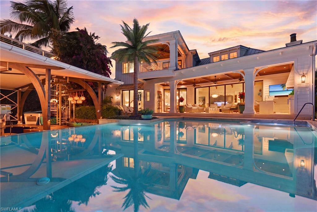 AQUALANE SHORES - Residential
