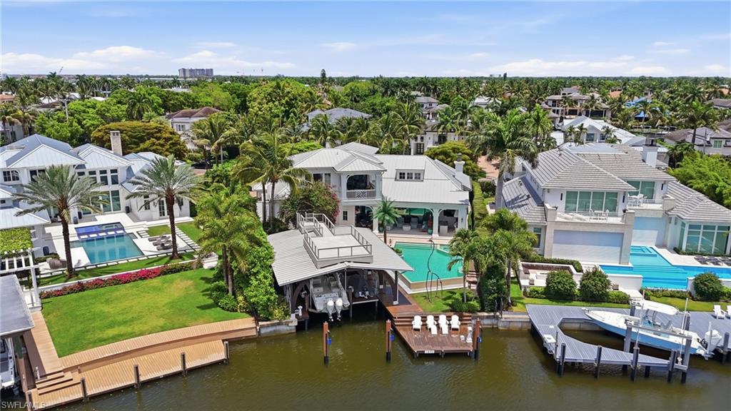 AQUALANE SHORES - Residential