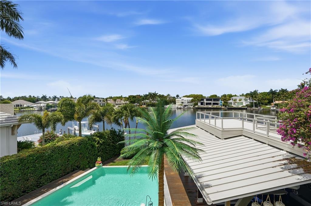 AQUALANE SHORES - Residential