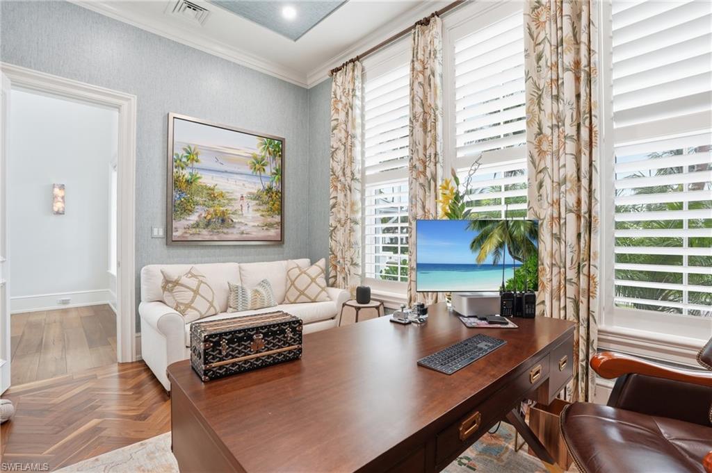 AQUALANE SHORES - Residential