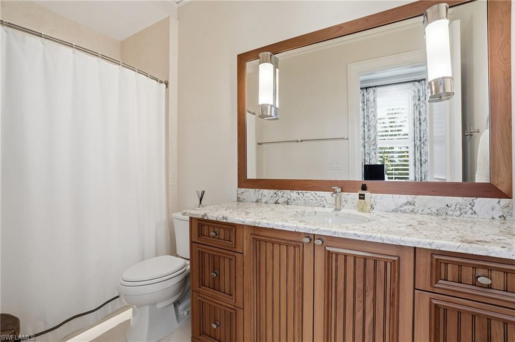 AQUALANE SHORES - Residential