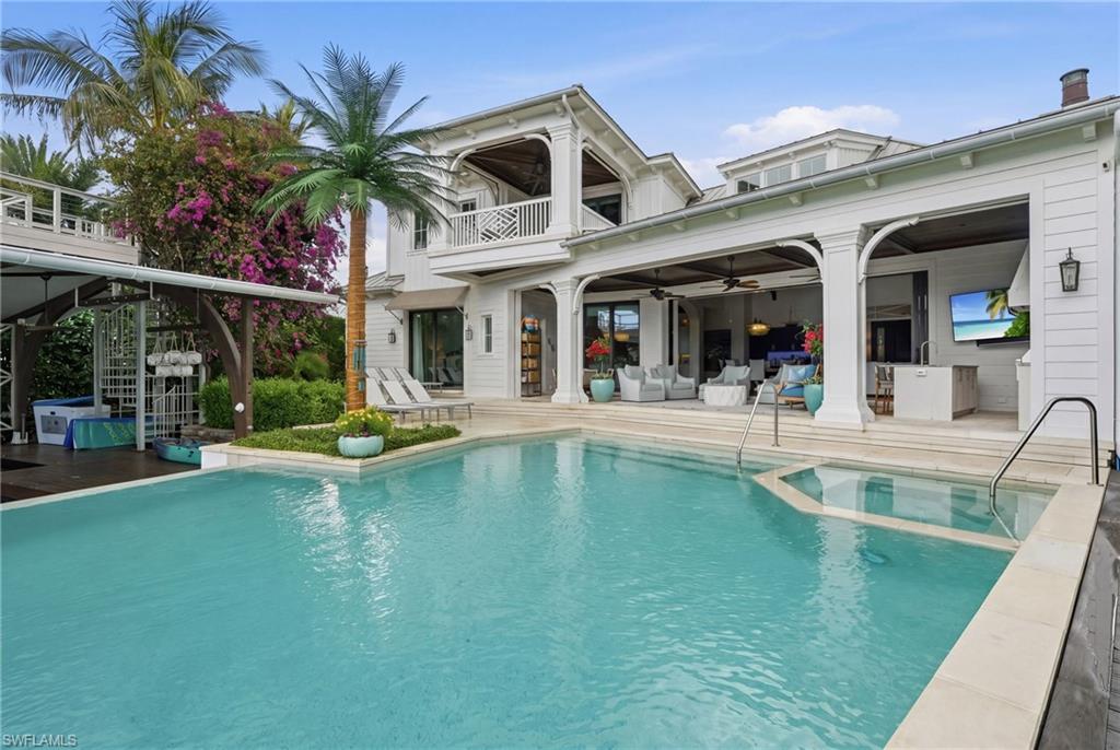 AQUALANE SHORES - Residential
