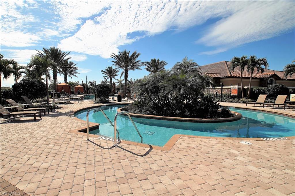 ESPLANADE AT HACIENDA LAKES - Residential