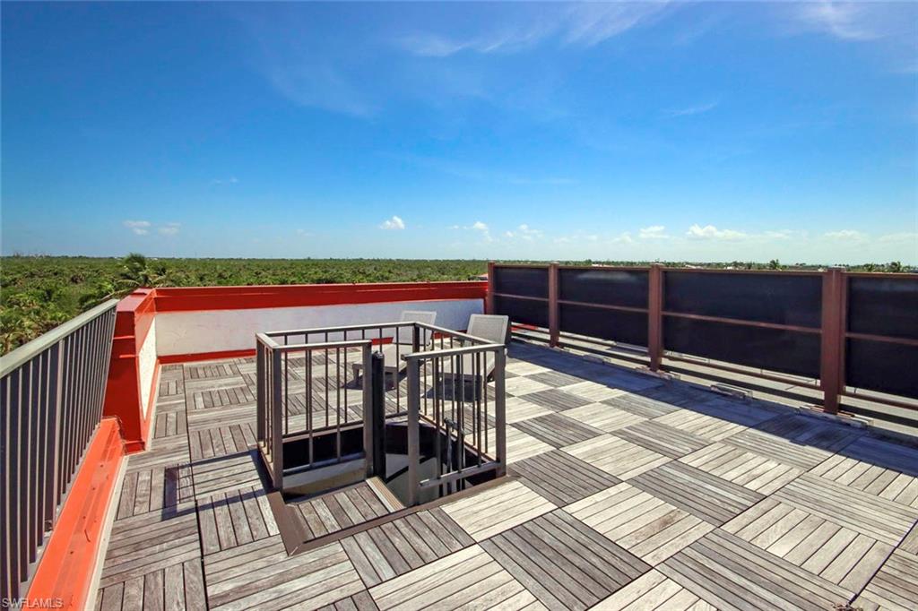 POINTE SANTO DE SANIBEL CONDO - Residential