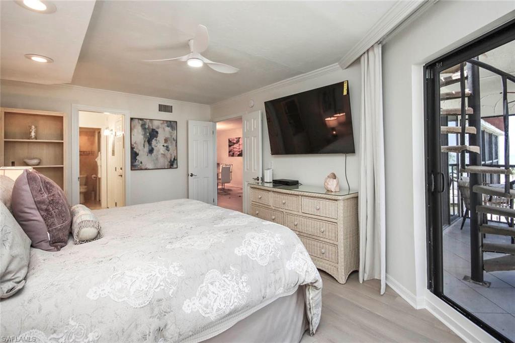 POINTE SANTO DE SANIBEL CONDO - Residential