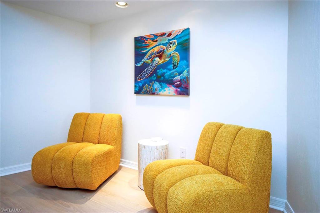 POINTE SANTO DE SANIBEL CONDO - Residential