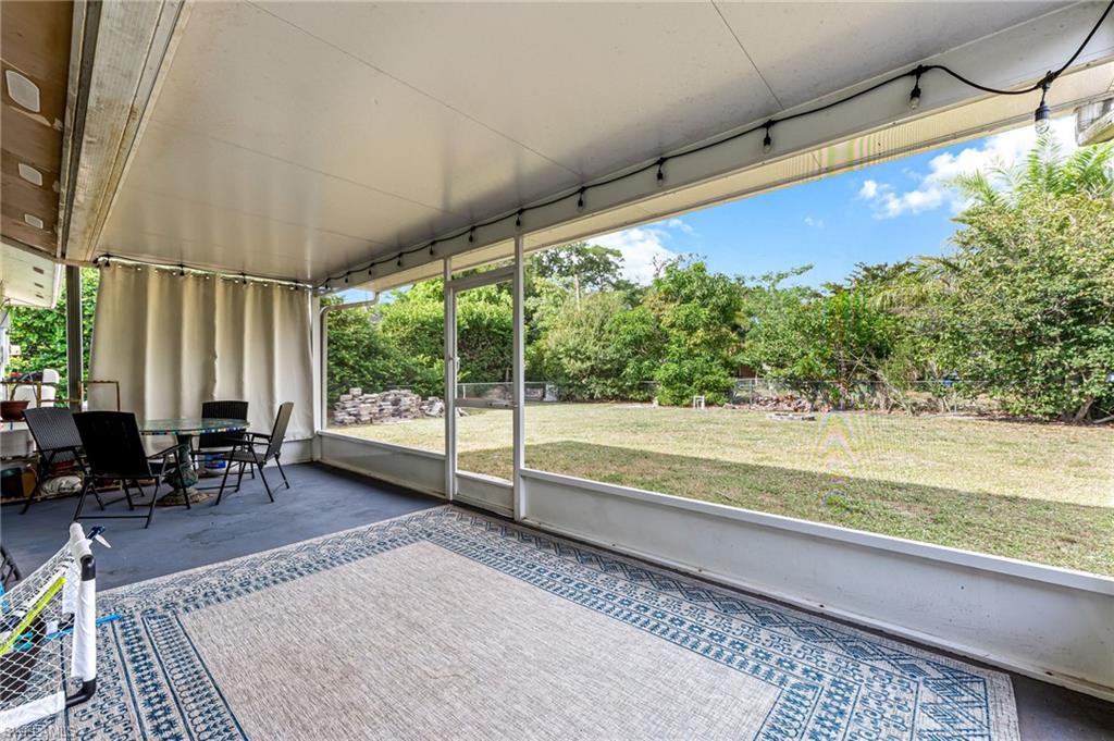 SAN CARLOS PARK - Residential