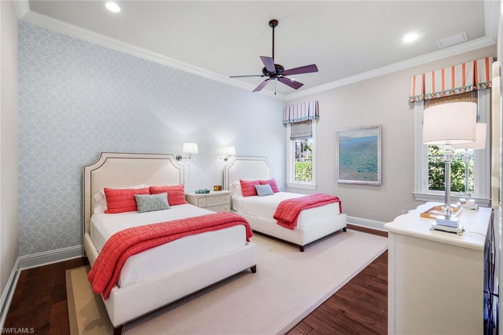 ESTATES AT GREY OAKS - Residential