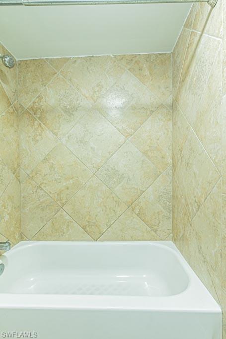 PARKWOODS TOWNHOUSE COMMUNITY - Residential