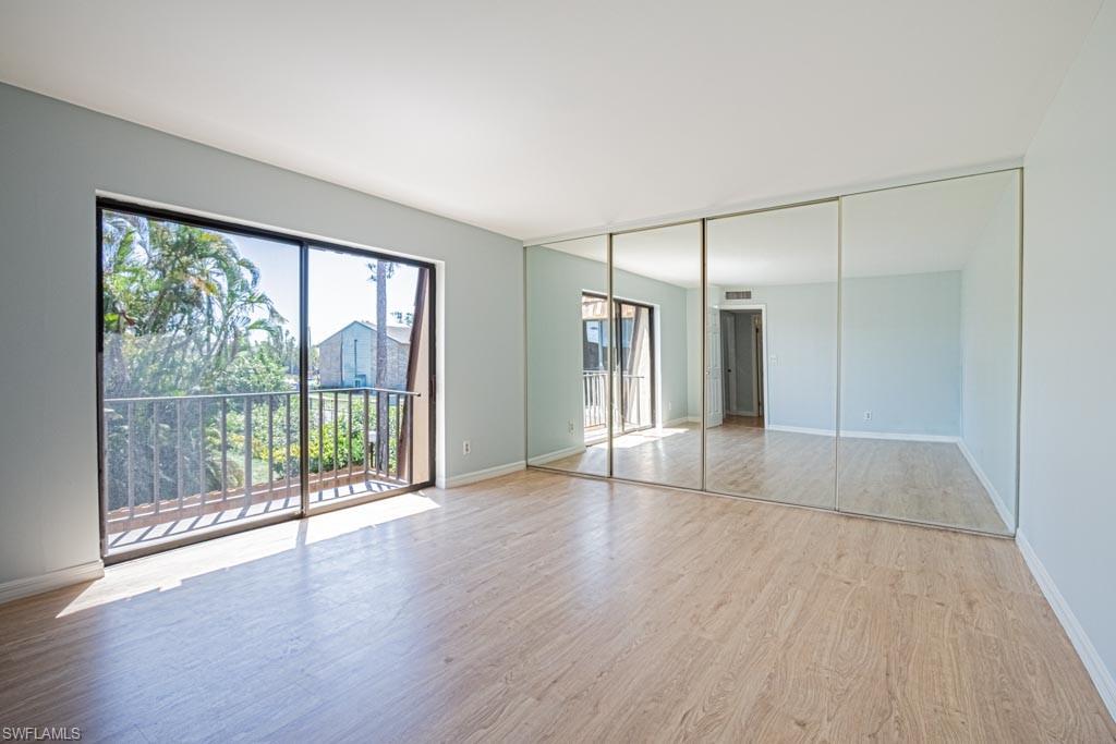 PARKWOODS TOWNHOUSE COMMUNITY - Residential