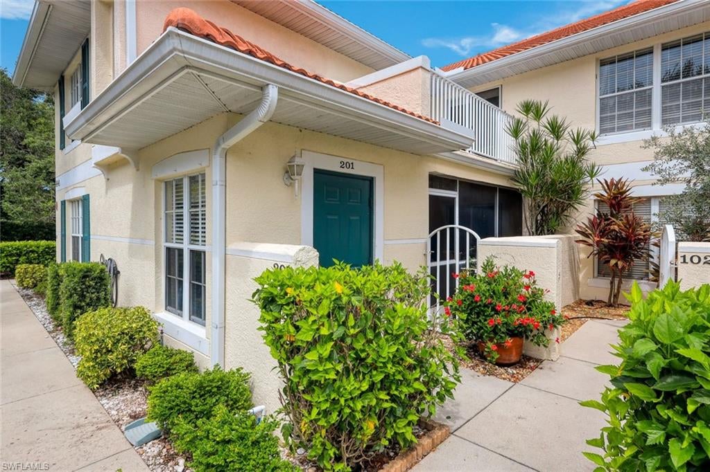 4940 Deerfield WAY 201