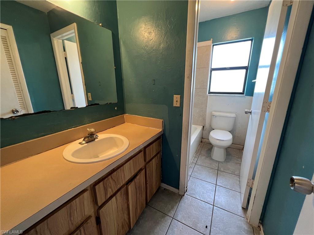 SAN CARLOS PARK - Residential