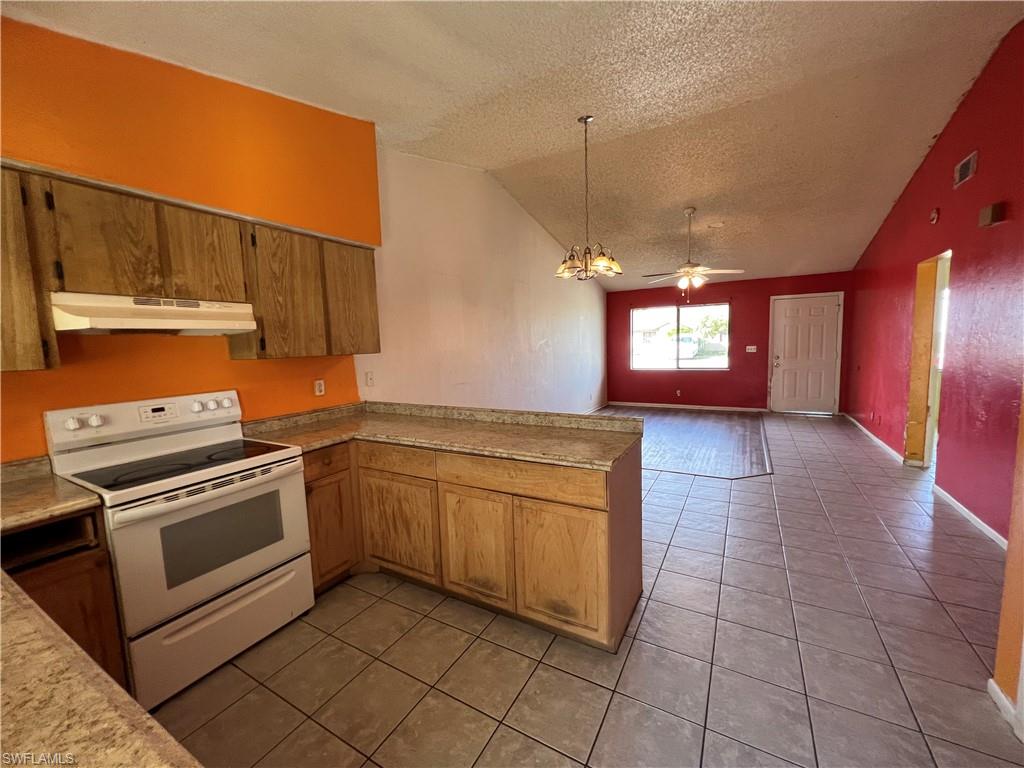 SAN CARLOS PARK - Residential