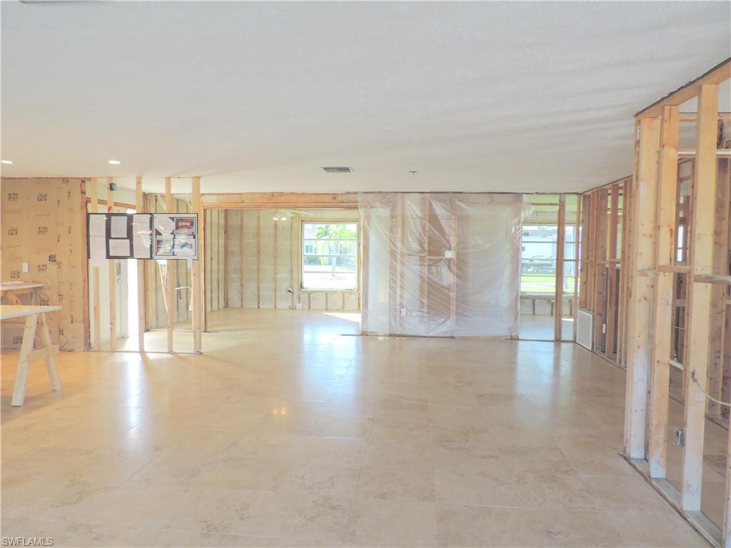 ISLAND PARK - Residential