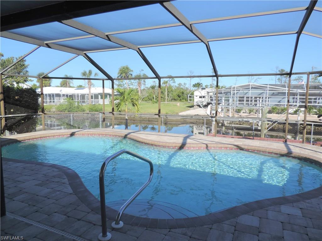 ISLAND PARK - Residential