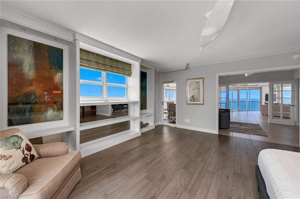 CONTESSA AT BAY COLONY - Residential