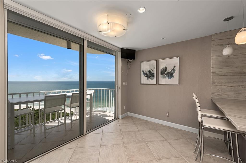 CONTESSA AT BAY COLONY - Residential