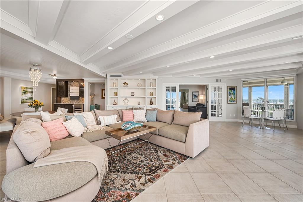 CONTESSA AT BAY COLONY - Residential