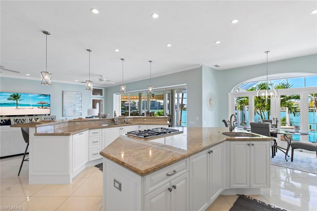 MARCO ISLAND - Residential