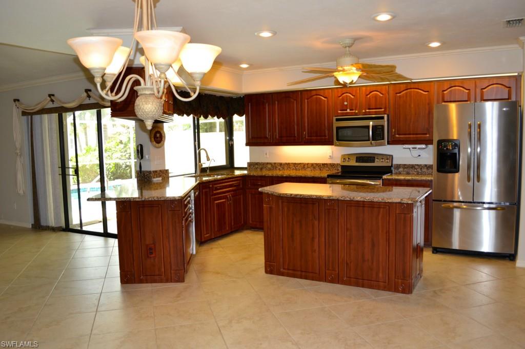 BANYAN COVE - Residential