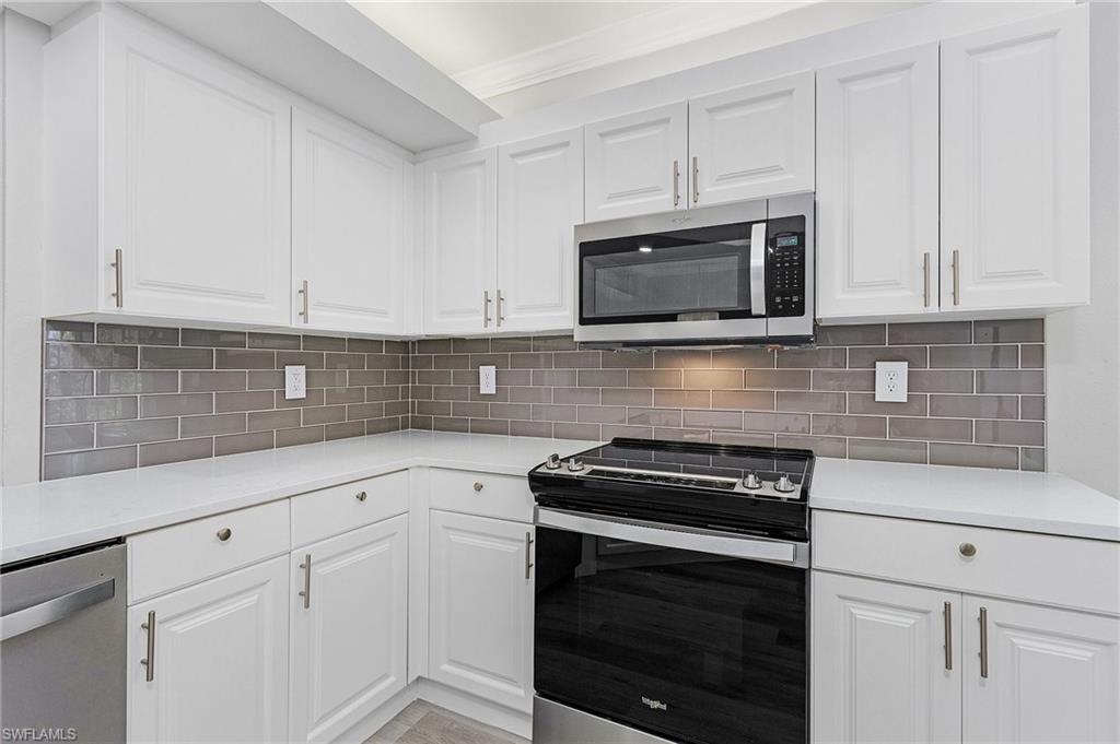 LIGHTHOUSE BAY - Residential