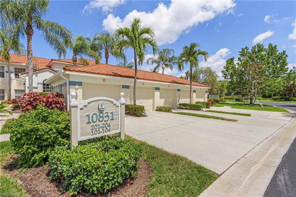 LIGHTHOUSE BAY - Residential