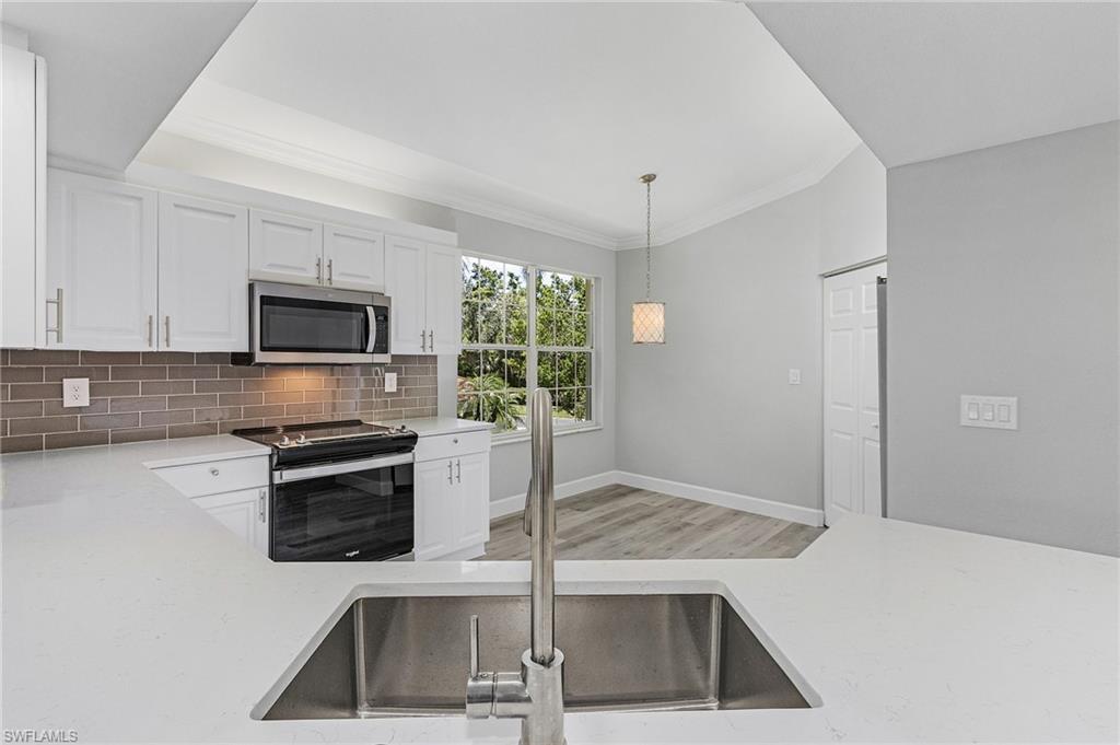 LIGHTHOUSE BAY - Residential