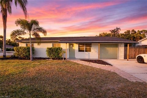 9017 Pineapple RD FORT MYERS FL 33967