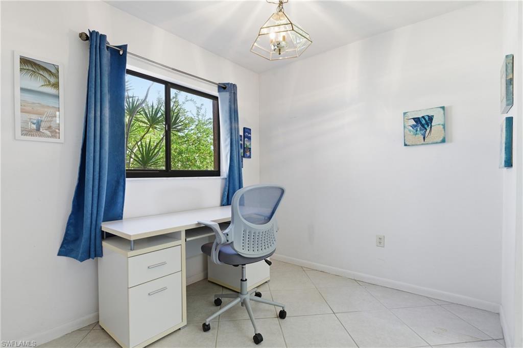 GOLF VIEW MANOR CONDO - Residential