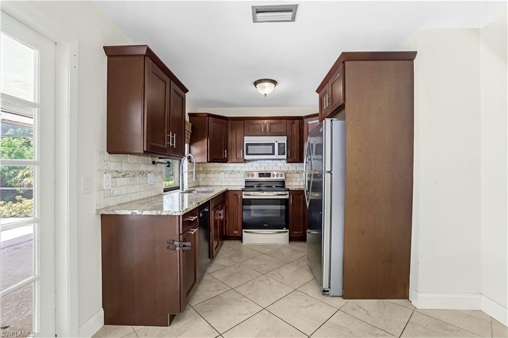 LOGAN WOODS - Residential