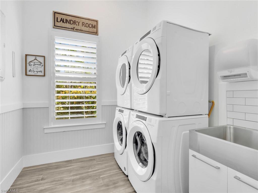 CORKSCREW ESTATES - Residential