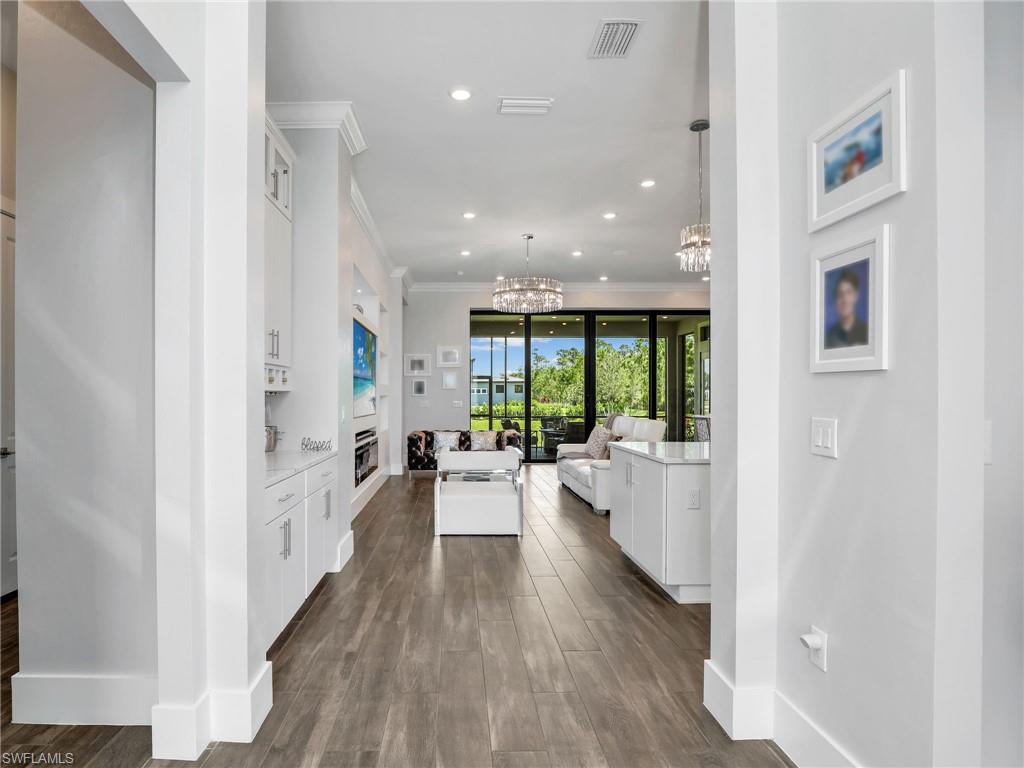 CORKSCREW ESTATES - Residential