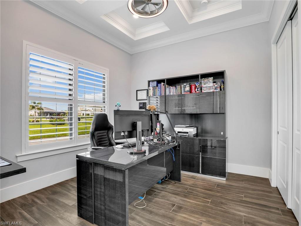 CORKSCREW ESTATES - Residential