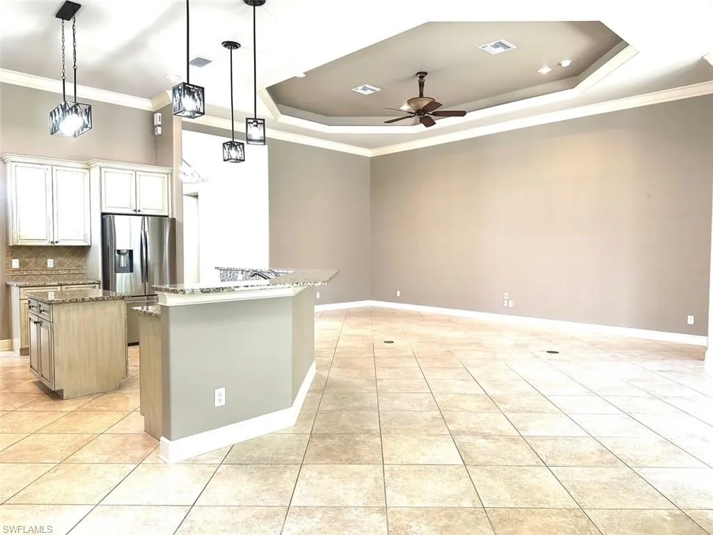 Bonita Springs, Florida 34135, United States, 3 Bedrooms Bedrooms, ,2 BathroomsBathrooms,Residential,Contingent,48225