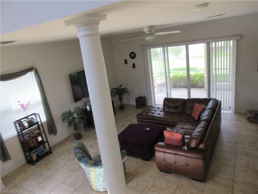 CORAL LAKES - Residential