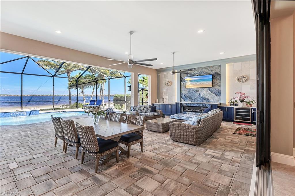 SOUTH SHORE ESTATES - Residential