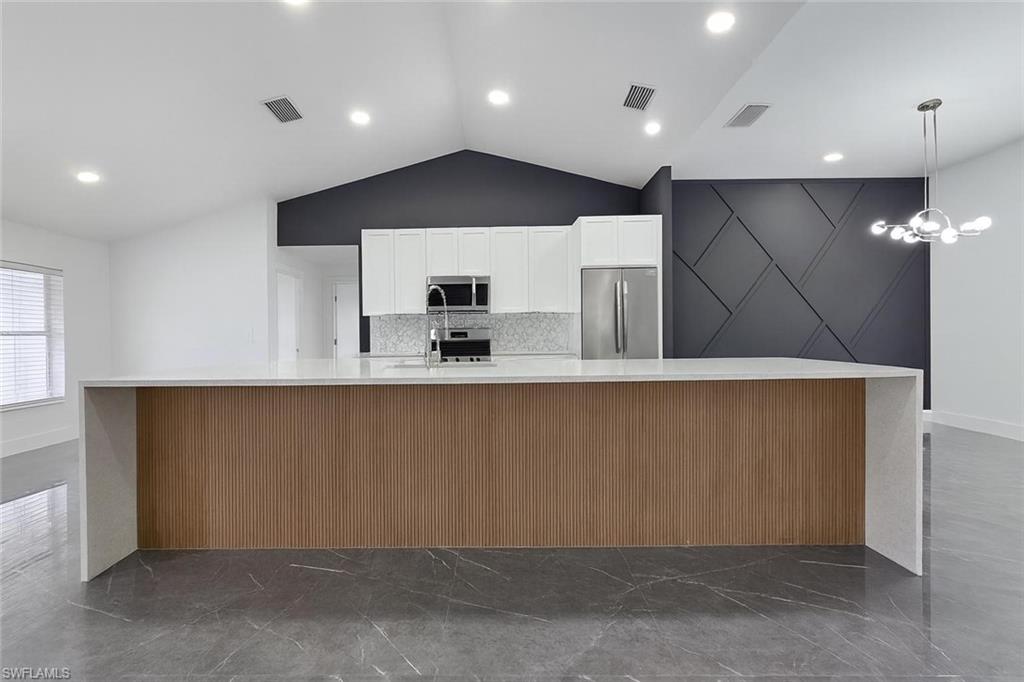 CAPE CORAL - Residential Lease