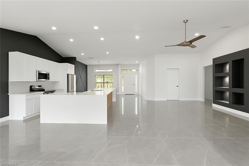 CAPE CORAL - Residential Lease