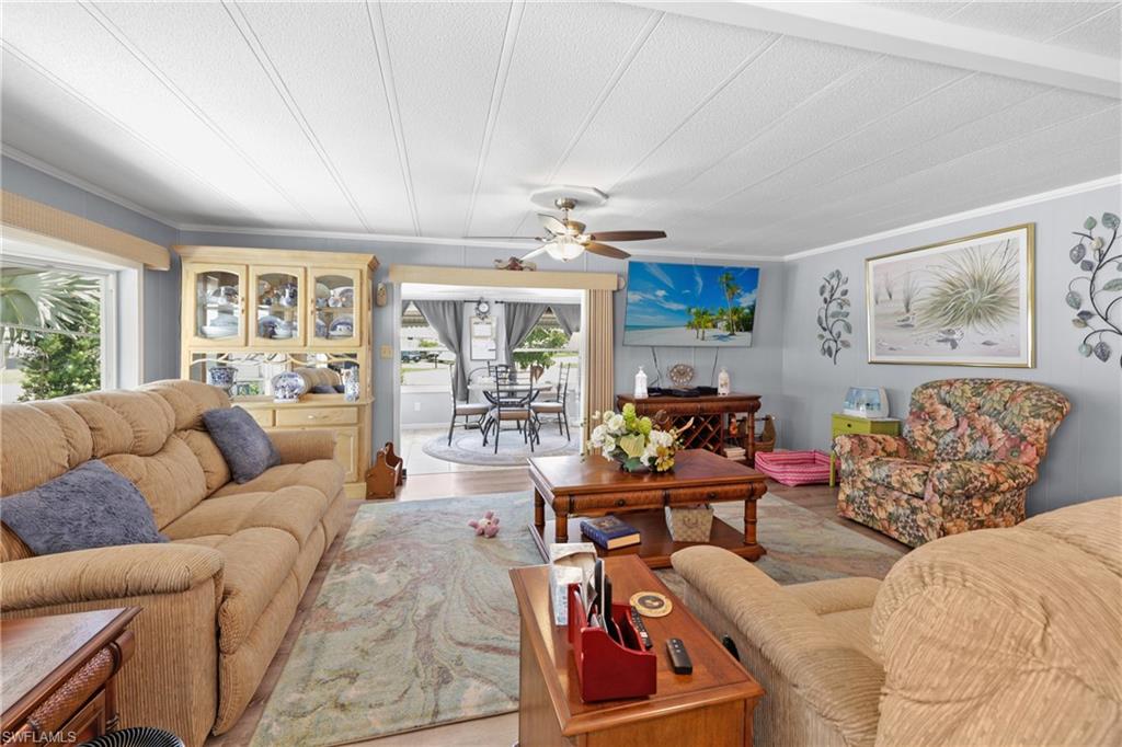 IMPERIAL HARBOR - Residential