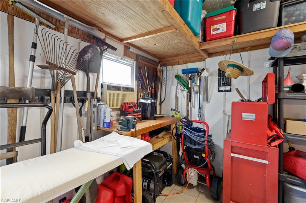 IMPERIAL HARBOR - Residential