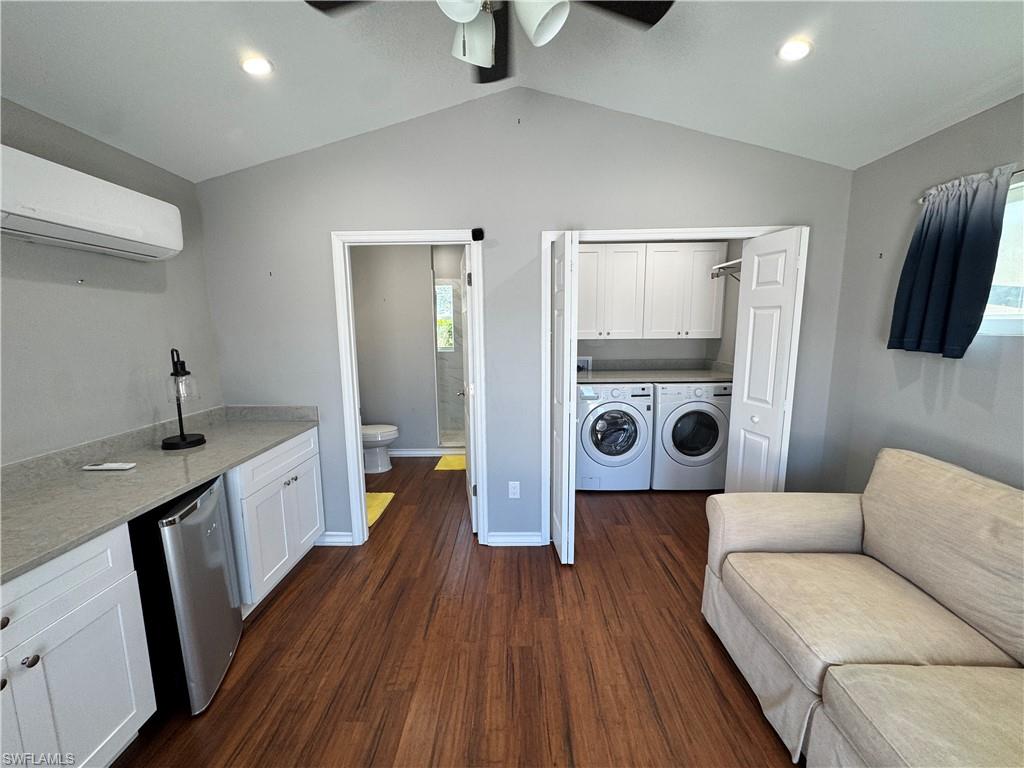 RIVERBEND MOTORCOACH RESORT - Land