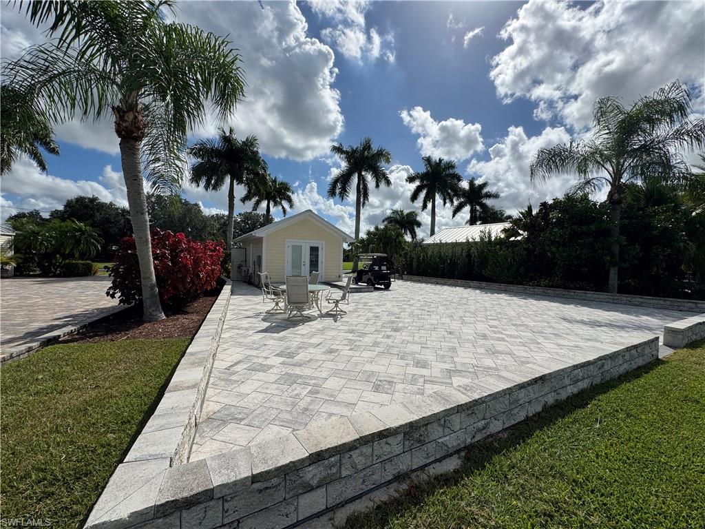 RIVERBEND MOTORCOACH RESORT - Land