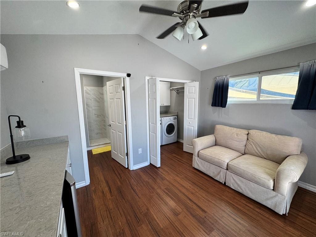 RIVERBEND MOTORCOACH RESORT - Land