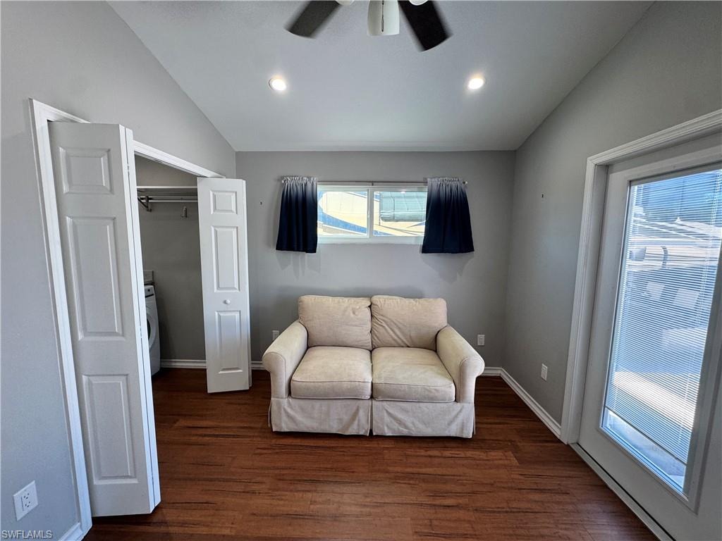 RIVERBEND MOTORCOACH RESORT - Land