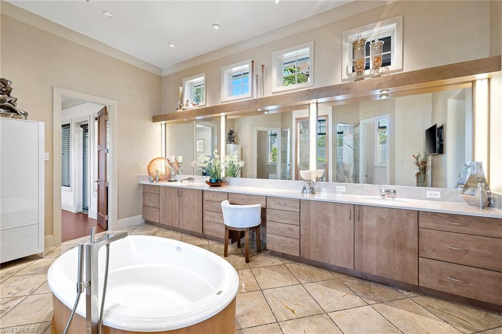 OLDE NAPLES - Residential