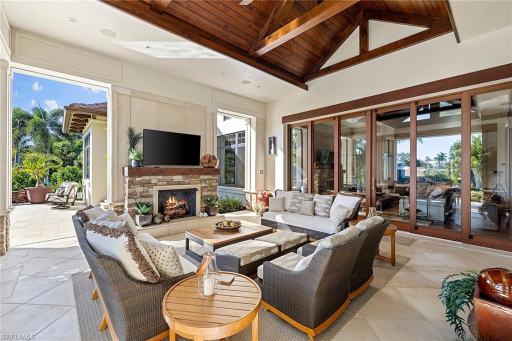 OLDE NAPLES - Residential