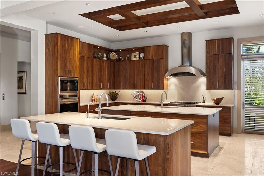 OLDE NAPLES - Residential