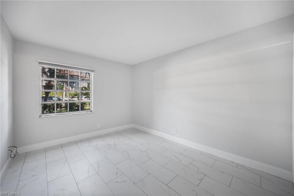 COLONNADE CLUB - Residential Lease